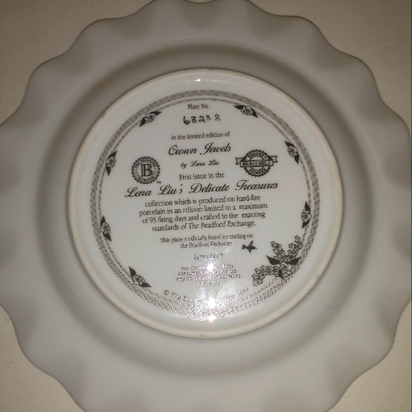 Delicate Treasures Beautiful Hummingbird plate # 63238 - Picture 4 of 5